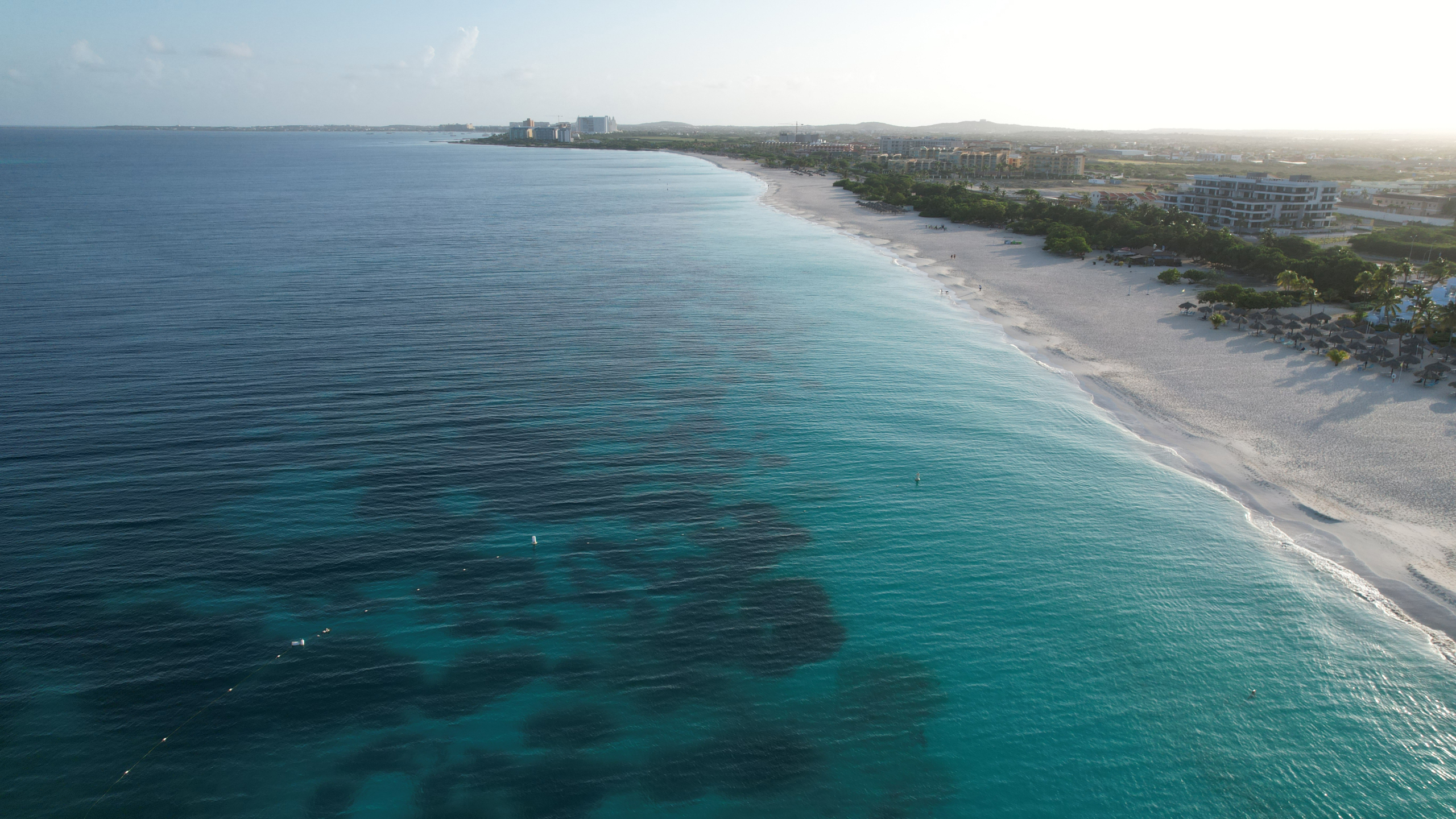 ファーストビュー3